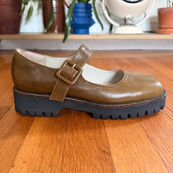 INTENTIONALLY BLANK Olive Mary Jane Flats - Picture 5 of 9